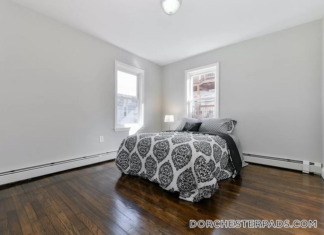 Photo - 21 Rowell St Unit 3