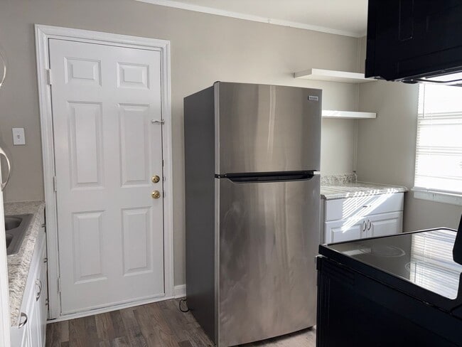 Photo - 3 Bedroom, 1 Bathroom House in High Point