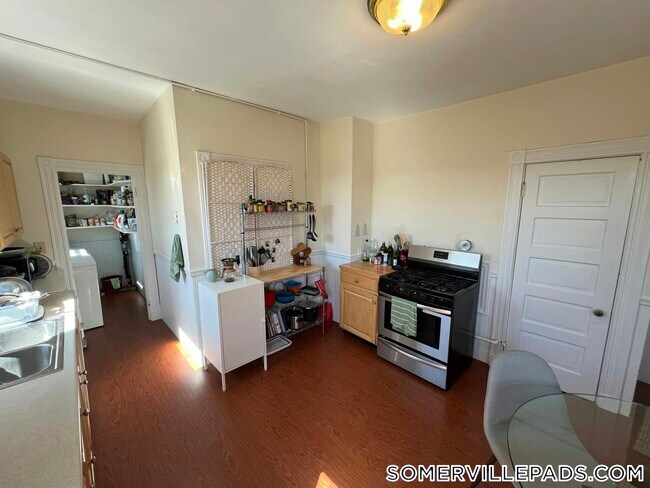 Photo - 51 Ibbetson St Unit 3