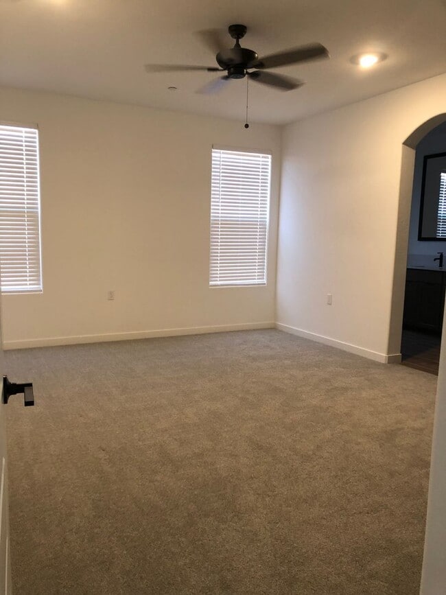 Photo - New Build, Modern Home in SW Bakersfield