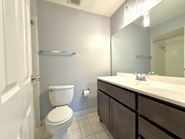 3108 Roberts Dr Unit 6