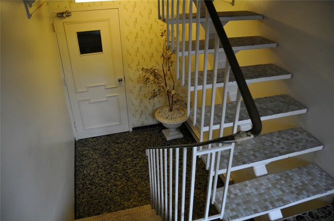 Photo - 3044 Sandwich St. Unit 101