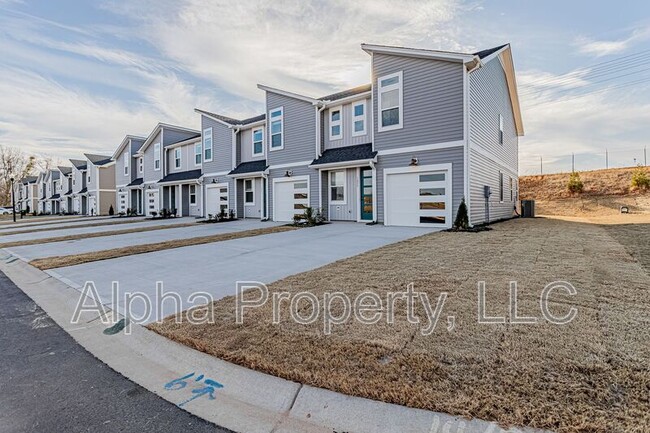 Photo - 1455 Darrowby Wy