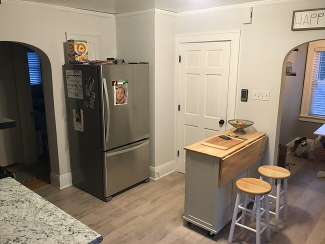 Building Photo - 4538 N Newhall St