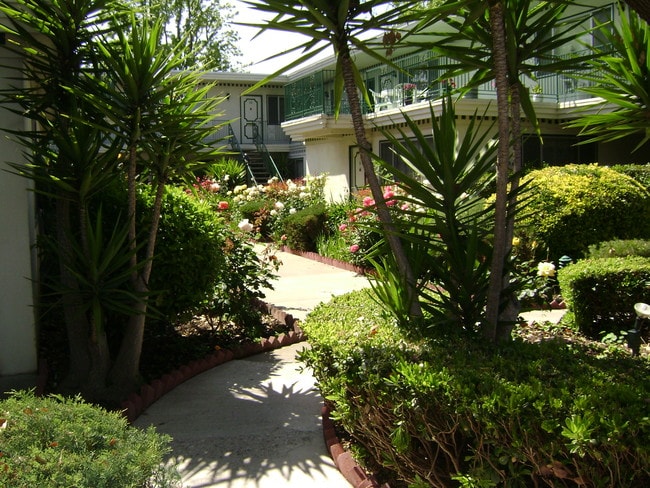 The Colonial House