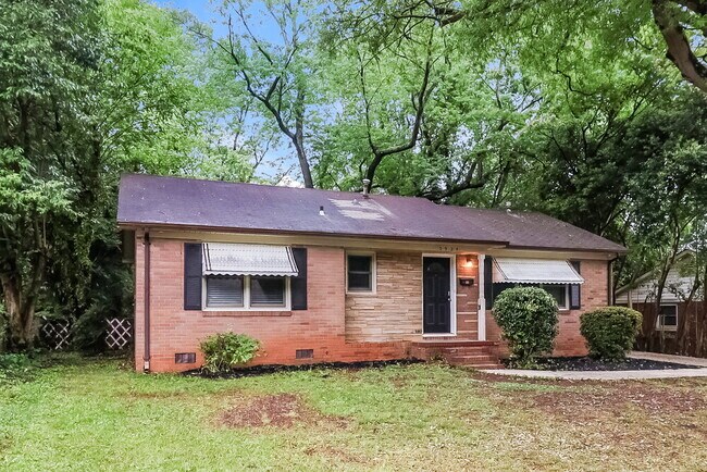 Photo - 3924 Broadview Dr