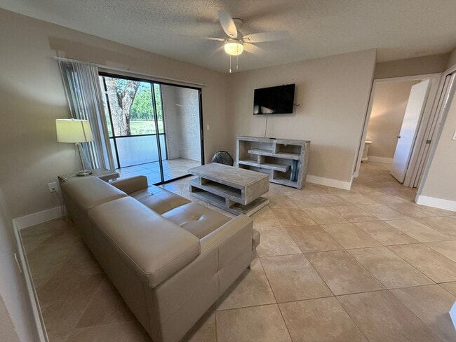 Photo - ANNUAL RENTAL - FURNISHED 1 BED / 1 BATH AT OASIS