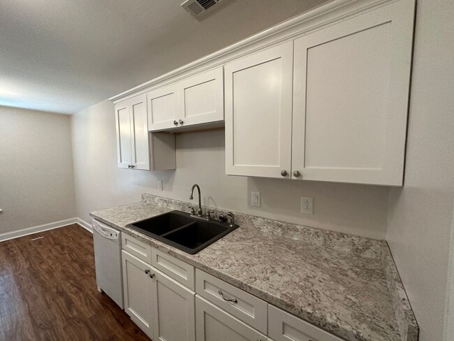 Photo - 1788 Solar Ln