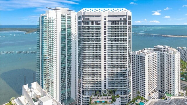 Photo - 1300 Brickell Bay Dr Unit 1913
