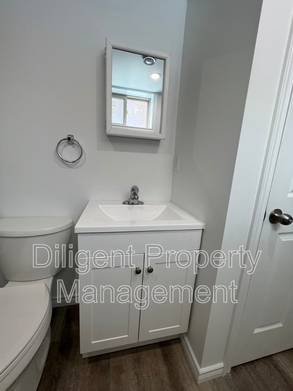 Photo - 786 Snelgrove Rd