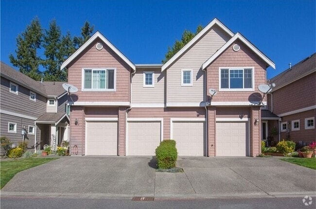 Building Photo - 3 bedroom Townhome in Renton Highlands
