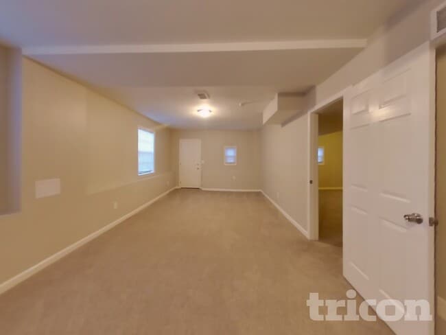 Photo - 3510 Cove Terrace