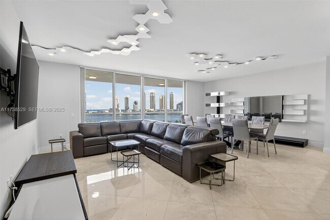 Building Photo - 6000 Island Blvd Unit 1102