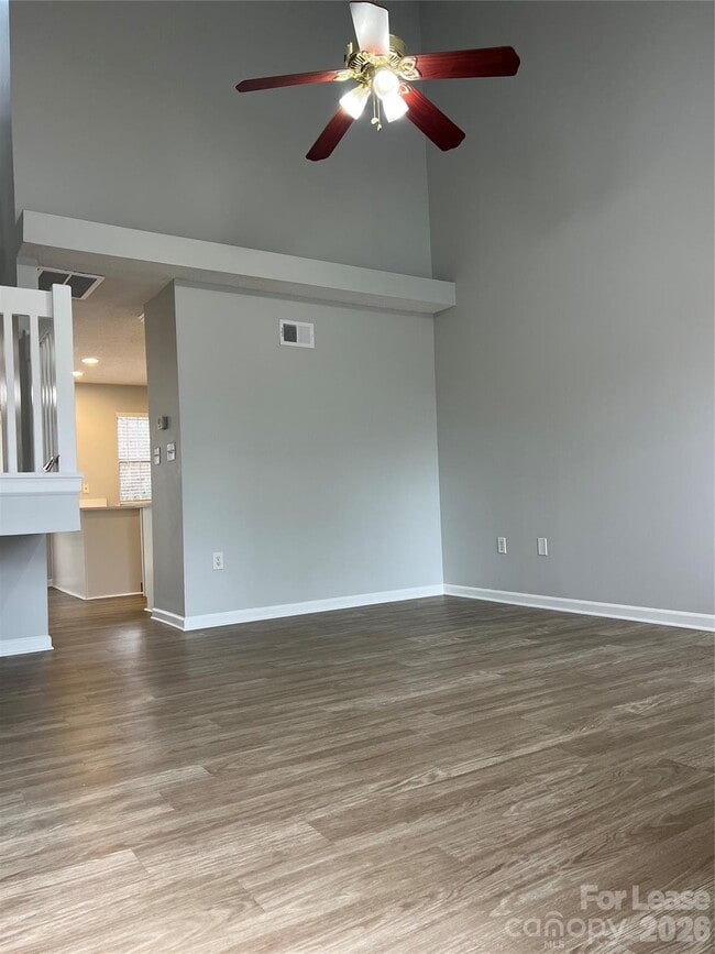 Photo - 7667 Petrea Ln