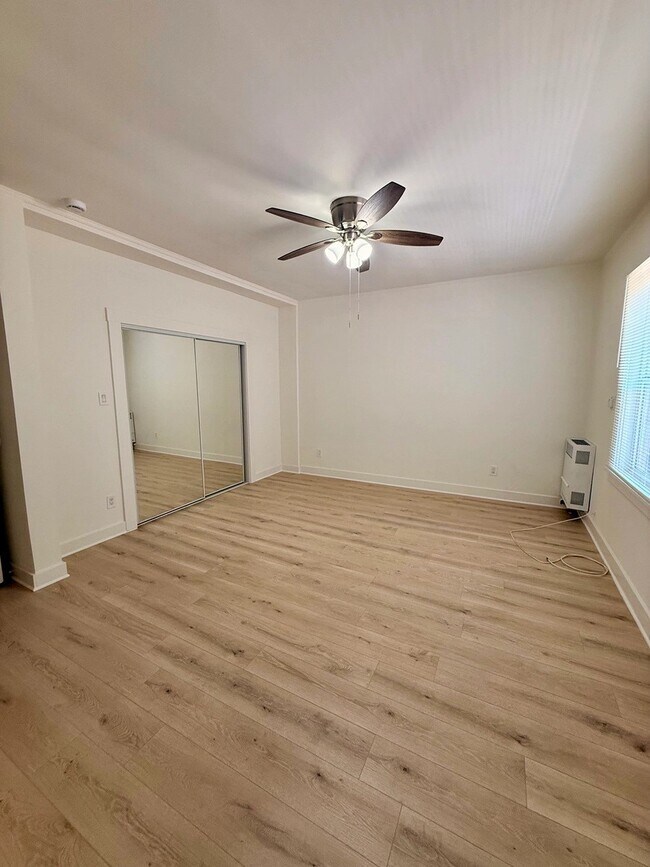 Photo - 3057 Leeward Avenue,