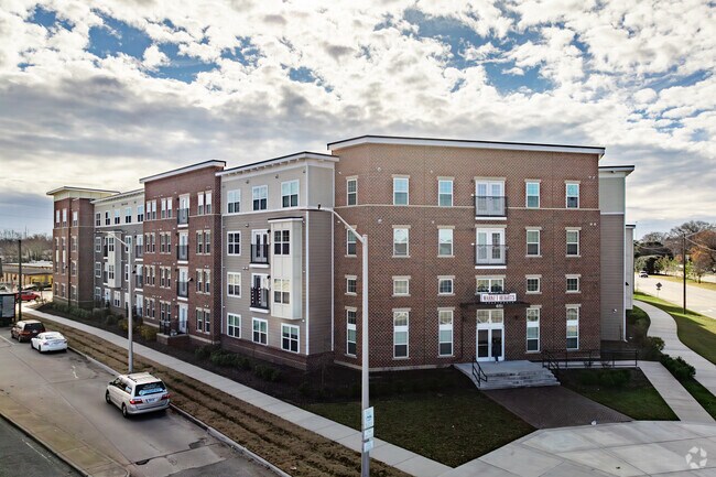 Photo - Market Heights Apartments