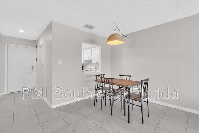 Photo - 1670 Laurel St Unit 206