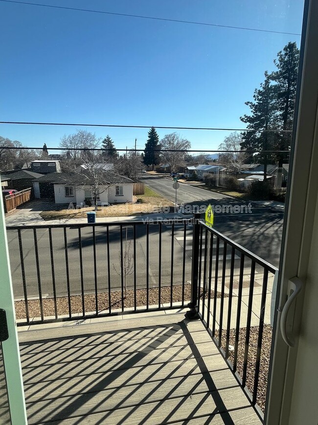 Photo - 1640 SW Juniper Ave