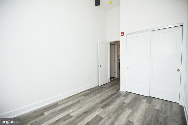 Photo - 6164 Ridge Ave Unit 302