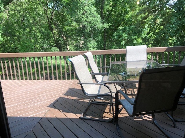 Photo - 240 W Eagle Lake Dr