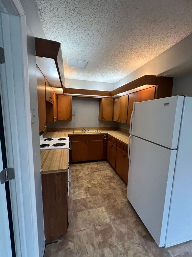 Photo - 1 bed/1 bath duplex Unit 2305 N Prospect Ave - A