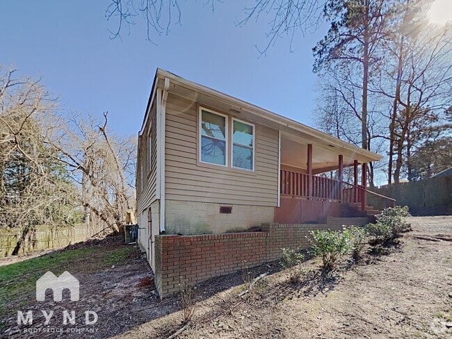 Building Photo - 687 Kurt Dr SW Rental