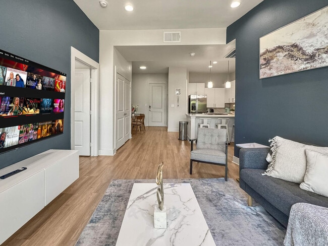 Photo - 2916 Indiana St Unit ID1285558P