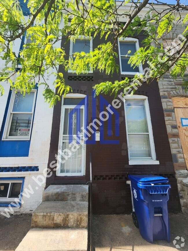 Building Photo - 2 Bedroom Home Available in West Baltimore