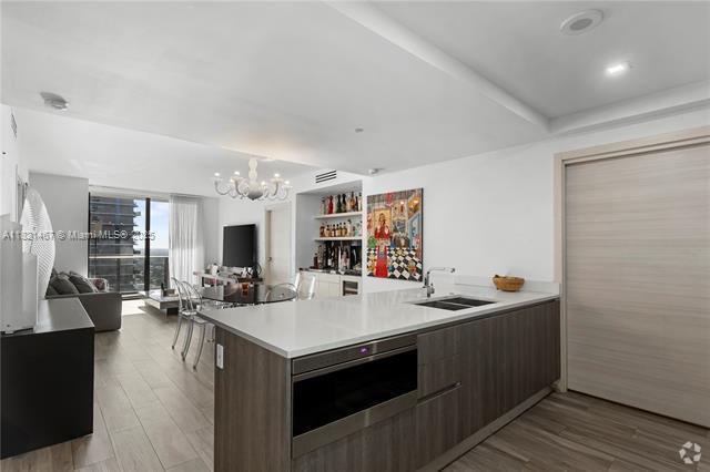 Building Photo - 801 S Miami Ave Rental
