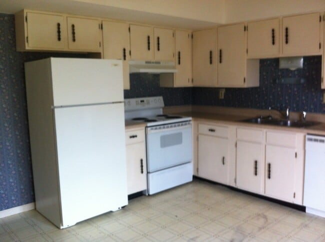 eat in kitchen