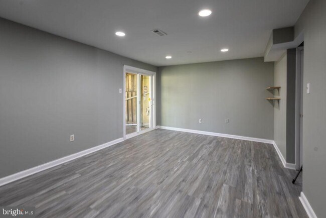 Photo - 15014 Courtland Pl