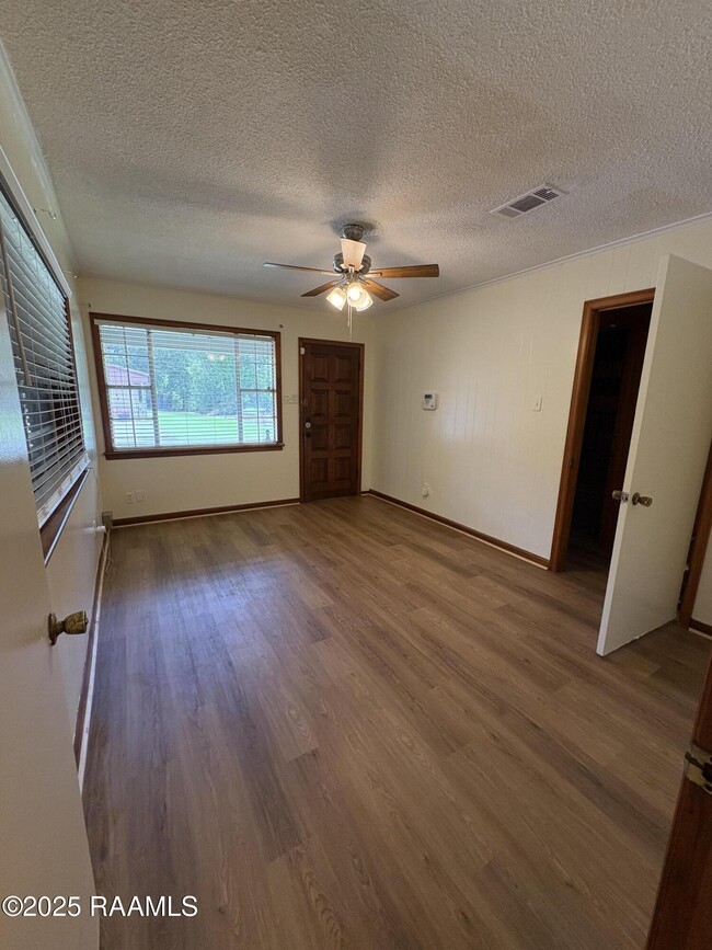 134 Barton Pl