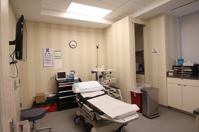 Photo - 1 Fulton Square