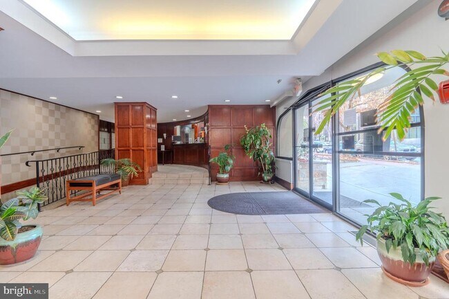 Photo - 922 24th St NW Unidad 711