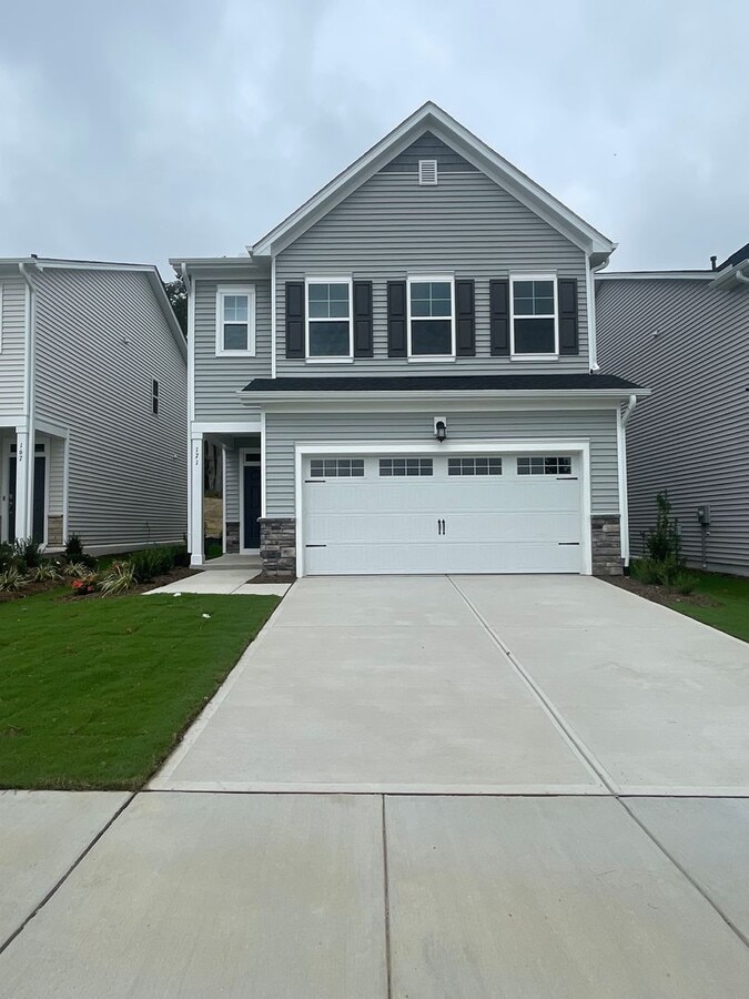 Photo - Charming 3BD/2.5BA Located In raleigh NC!!!