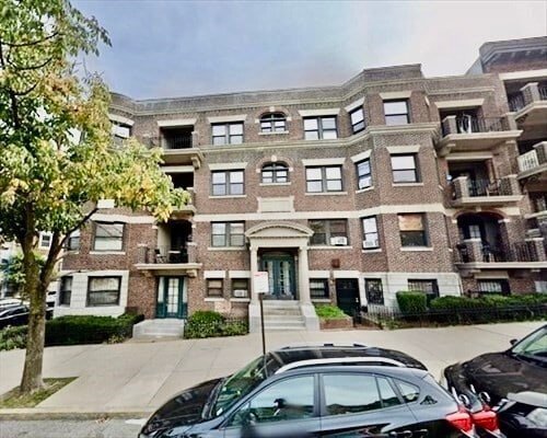 Building Photo - 1466 Commonwealth Ave Unit 2