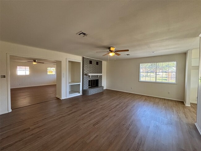 Photo - 1009 Lawndale Ave