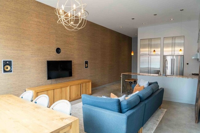 Photo - 949 W Madison St Unit 602