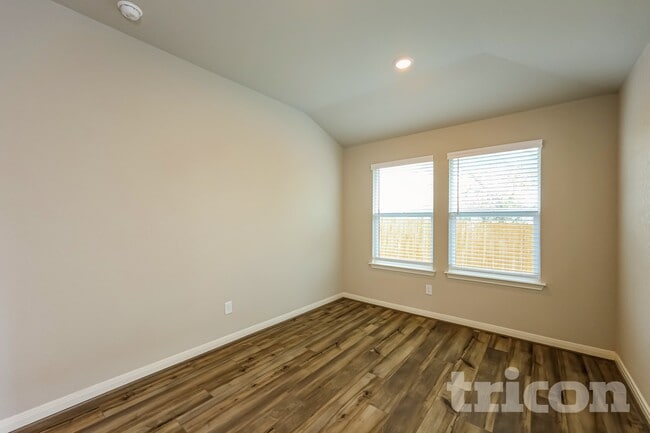 Photo - 13681 Paxton Blvd