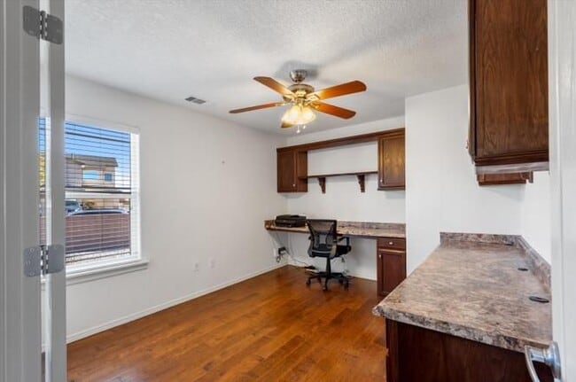 Photo - 1317 Aspen Meadows Dr NE