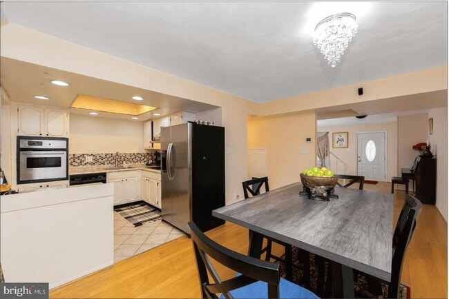 Photo - 40 Rittenhouse Dr