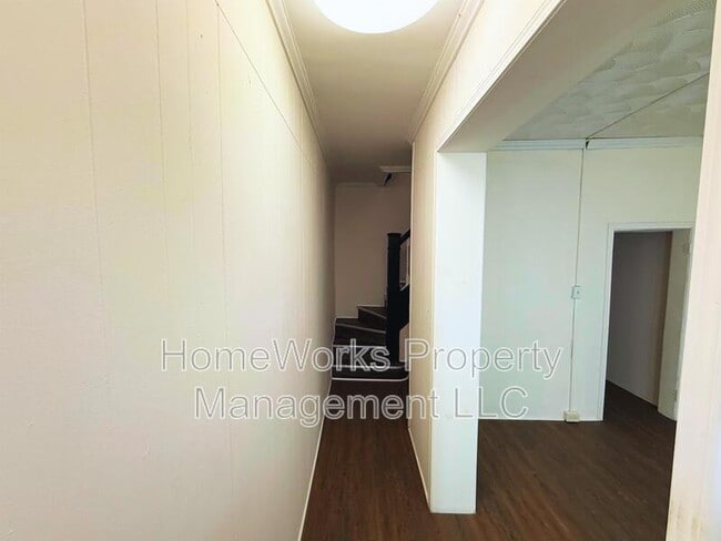 Photo - 2827 Woodbrook Ave