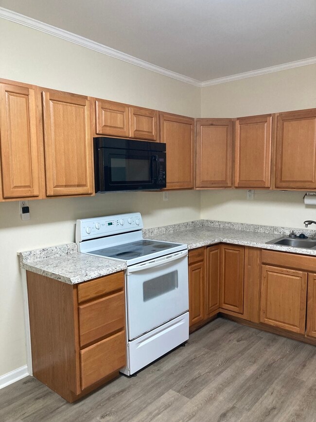 Photo - 834 N Augusta St Unit 834A