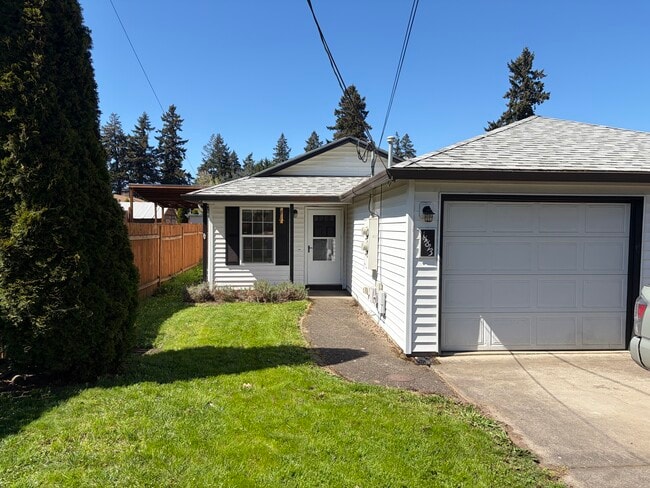 Building Photo - 14813 SE Arista Dr Unit 14813