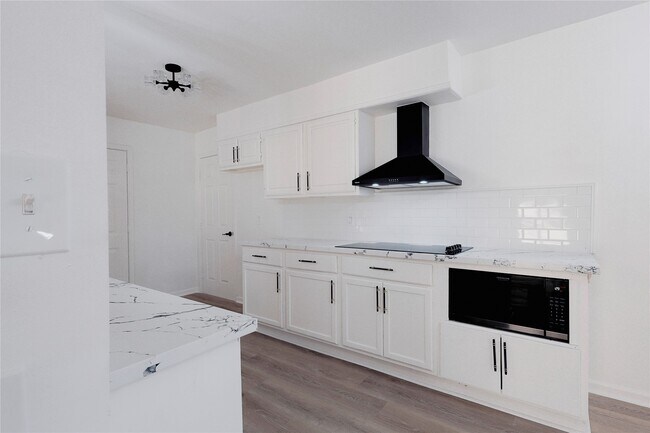 Photo - 11611 Sagedowne Ln