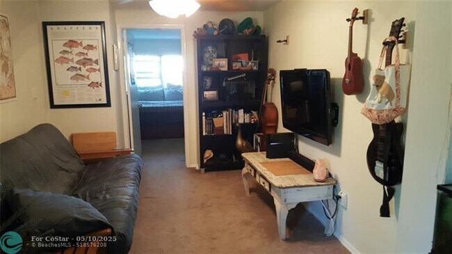 Photo - 410 SW 7th St