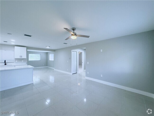 Building Photo - 4432 E Riverside Dr Rental