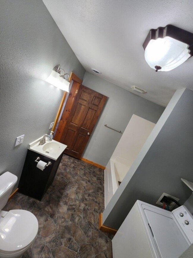 Photo - 1224 Saint Clair Ave Unit 1224 A