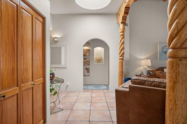 Photo - 7535 Vía Tranquilo SW