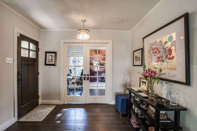 Photo - A Stunning, Updated Home in the heart of Dallas